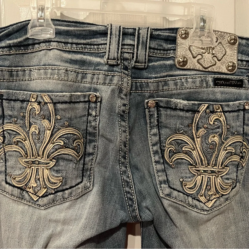 Miss Me Jeans - Picture 3 of 7